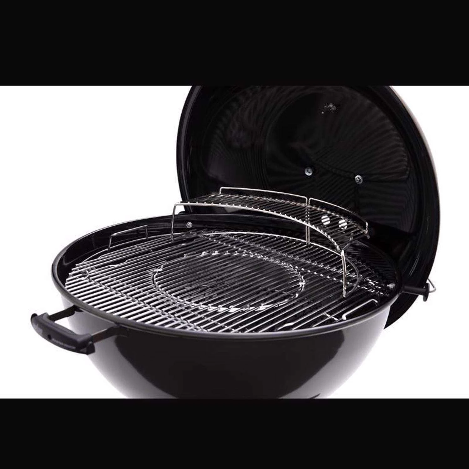 Weber 26 In. Master-Touch Charcoal Grill Black 4 Weber 26 In. Master-Touch Charcoal Grill Black - Image 2