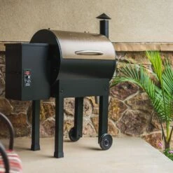 Traeger Lil'Tex Elite 22 Wood Pellet Grill Bronze -Traeger Egg Store 230532fa ae93 4efd 95d1 d5f3a657623d