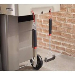 Weber Grill Brush 18 In. H X 1 In. L X 7 In. W 1 Pk -Traeger Egg Store 2b4f7e69 522a 4910 92e1 b3c859bb5647