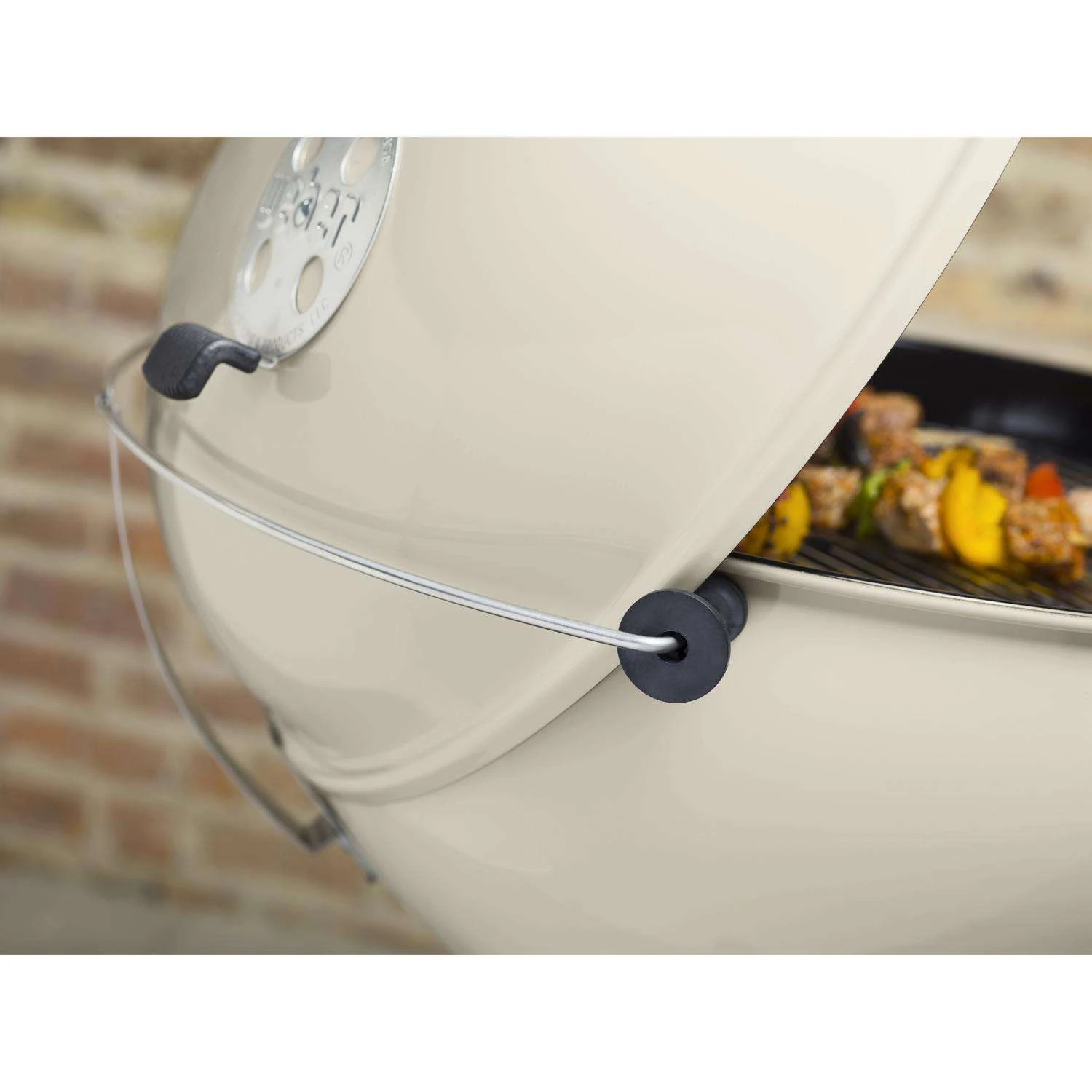 Weber 22 In. Master-Touch Charcoal Grill Ivory 7 Weber 22 In. Master-Touch Charcoal Grill Ivory - Image 5