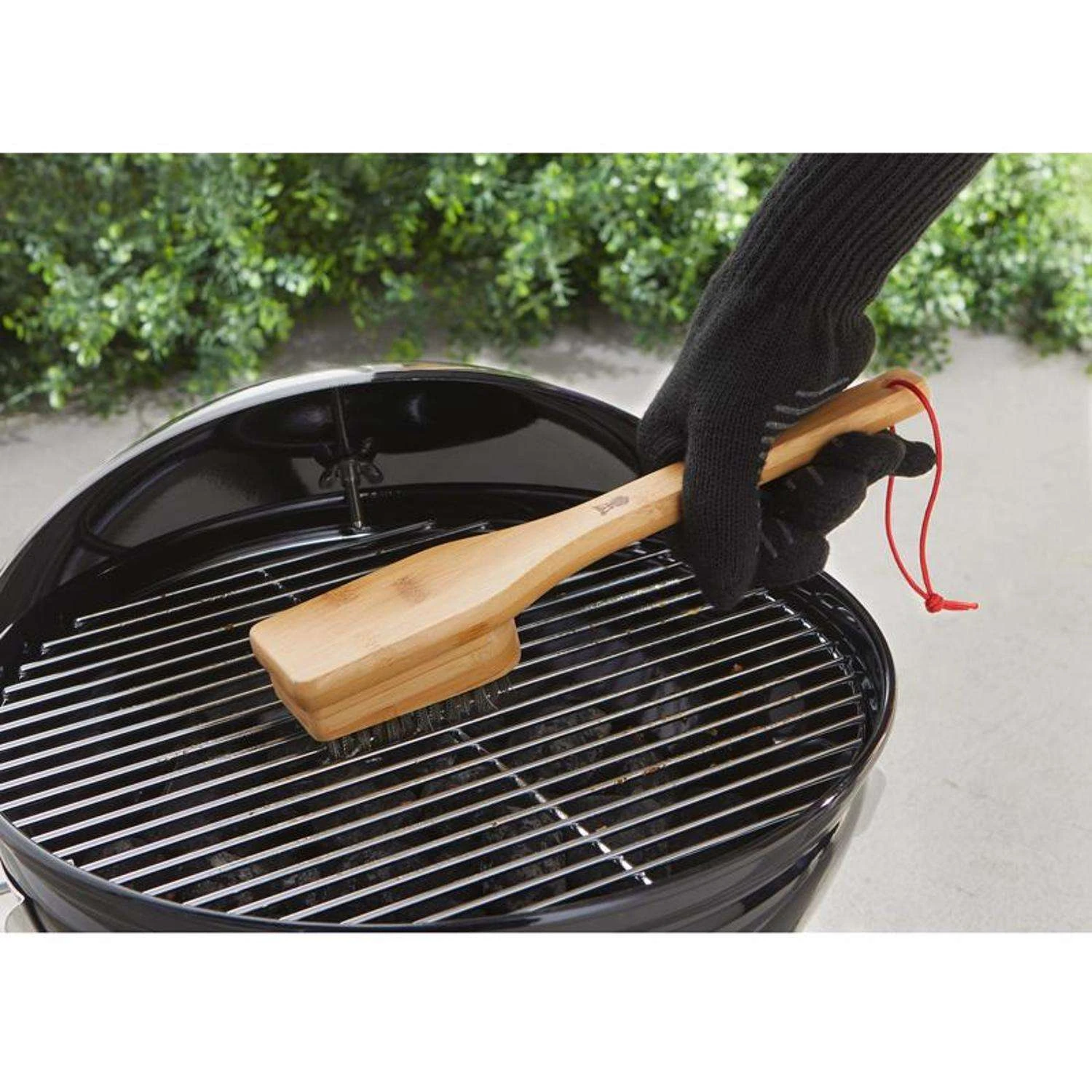 Weber Grill Brush 12 In. H X 2.12 In. L X 2.25 In. W 1 Pk 7 Weber Grill Brush 12 In. H X 2.12 In. L X 2.25 In. W 1 Pk - Image 5