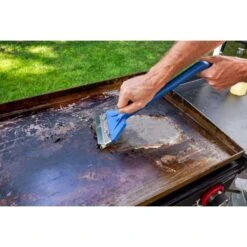 Razor Grill Scraper 4.41 In. H X 16.77 In. L X 5.55 In. W 1 Pk -Traeger Egg Store 58cdac33 e95b 4755 b0b9 2eb39f5dd4aa