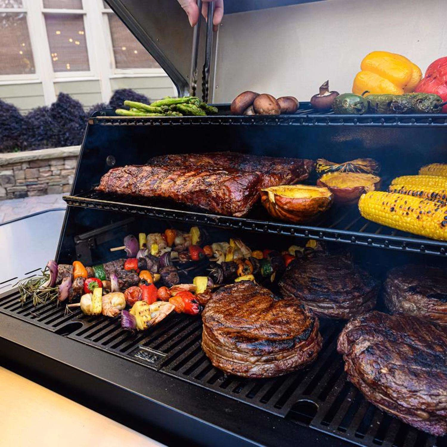 Masterbuilt 30 In. Gravity Series 1050 Digital Charcoal Grill And Smoker Black 8 Masterbuilt 30 In. Gravity Series 1050 Digital Charcoal Grill And Smoker Black - Image 6