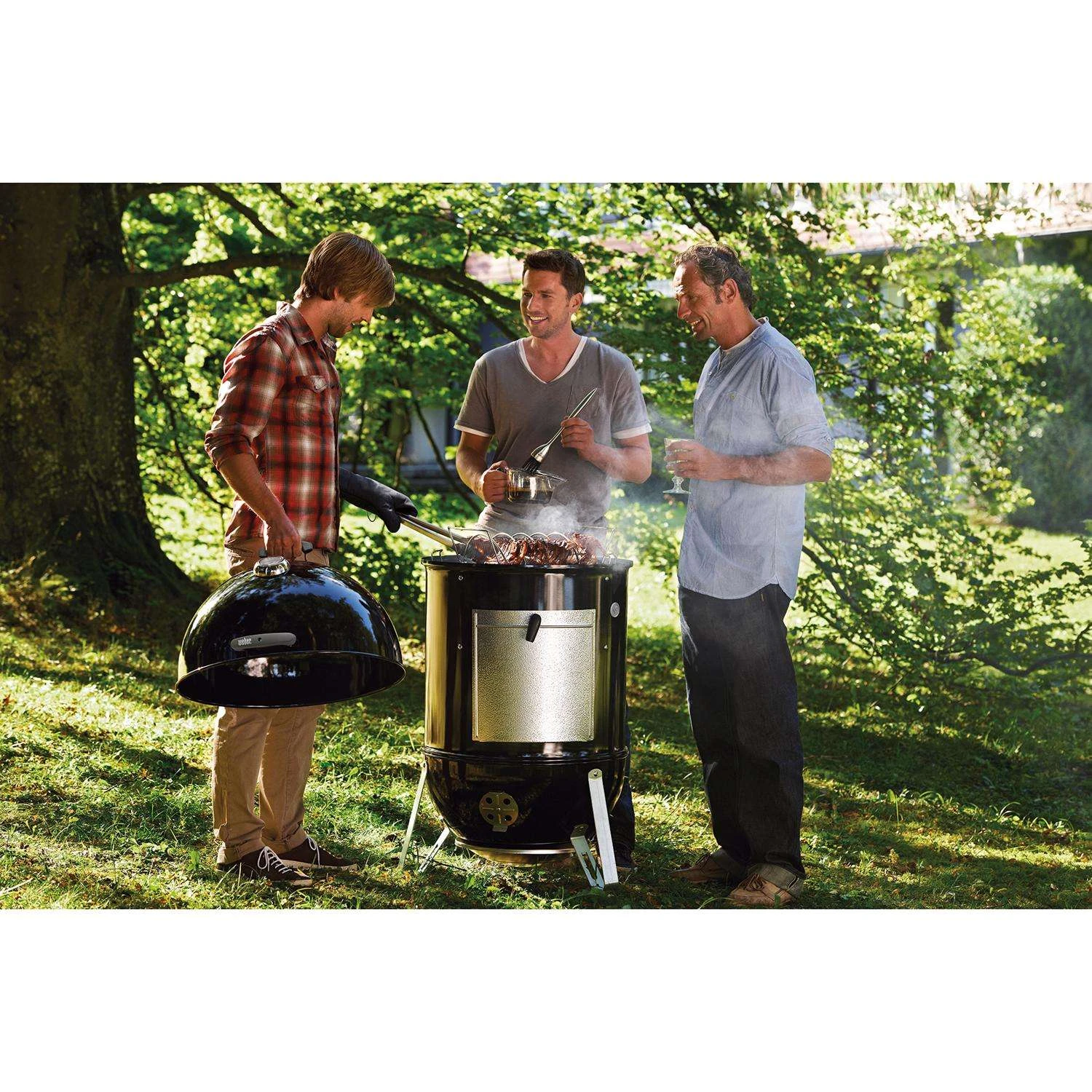 Weber Smokey Mountain Charcoal/Wood Bullet Smoker Black 11 Weber Smokey Mountain Charcoal/Wood Bullet Smoker Black - Image 9