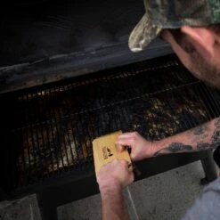 Traeger Grill Scraper 1 Pk -Traeger Egg Store 99b6fb0f 93ed 4c73 9681 9ea05922d741