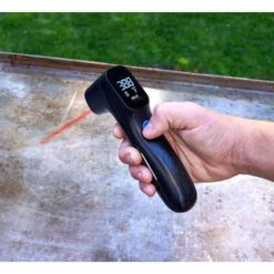 Razor LCD Grill/Meat Thermometer -Traeger Egg Store ff1c9911 1fe3 4769 acd4 146a79fe7f2c